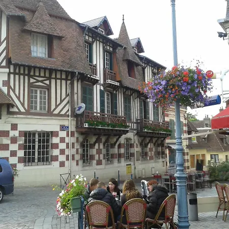 Duplex Sur 150 M De La Appartamento *